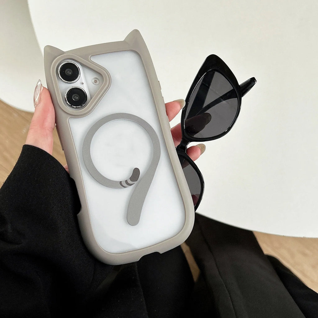 Transparent acrylic TPU phone case for IPhone 17 with magnetic suction in black colour