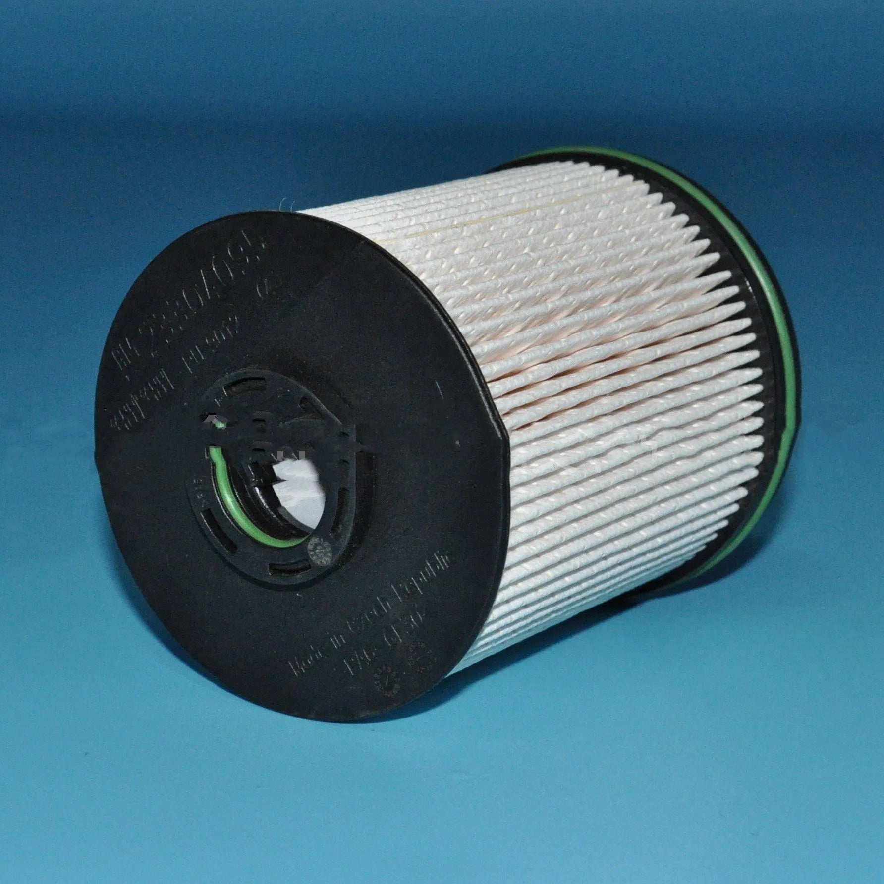 Diesel fuel filter element with gasket kit for Vauxhall and Opel Astra vehicles showing 106mm height dimension