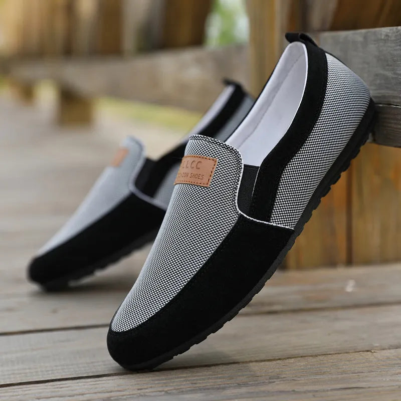 Men's grey and khaki canvas board shoes with round toe design and rubber soles