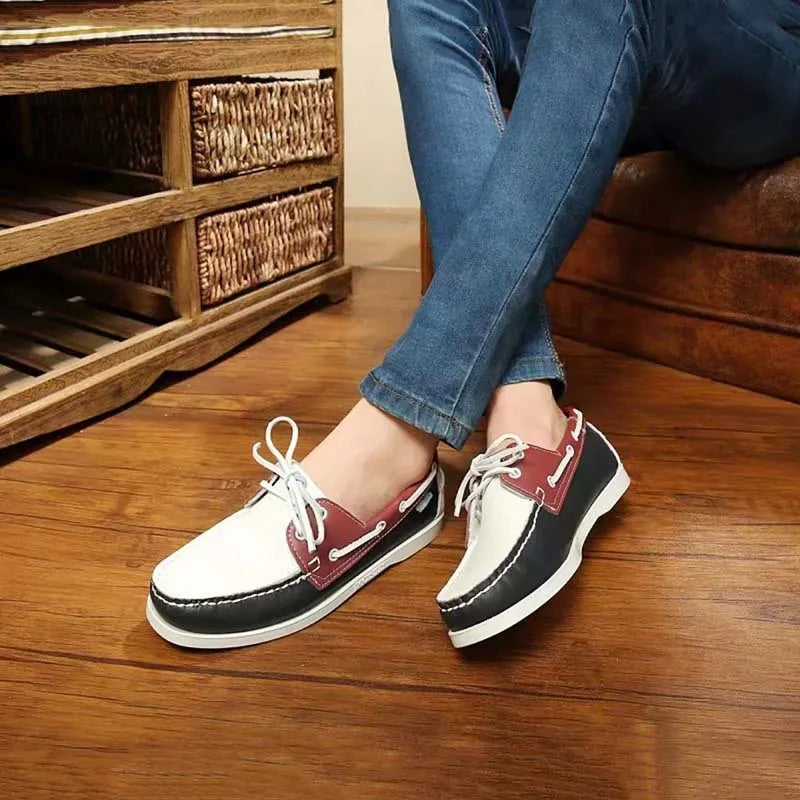 Men's British style casual shoes with flat heel and round toe in artificial PU leather