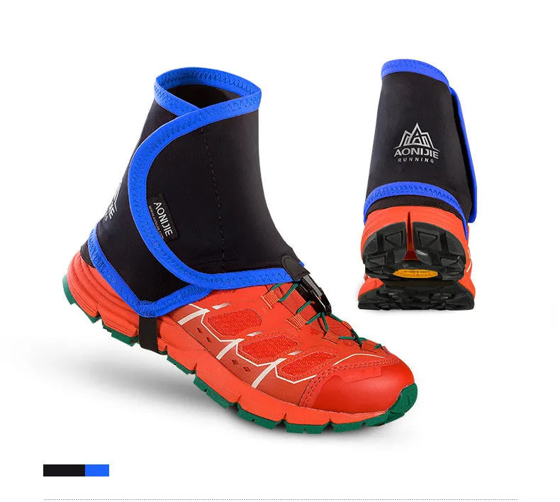 Nylon sandproof shoe cover in black blue colour for outdoor use
