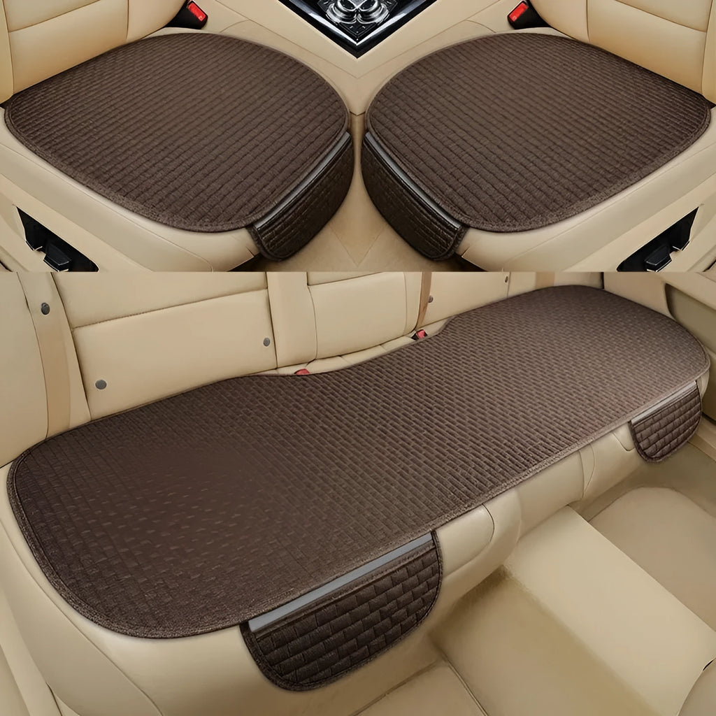 Linen car cushion with plaid pattern and hemmed edges in classic colours