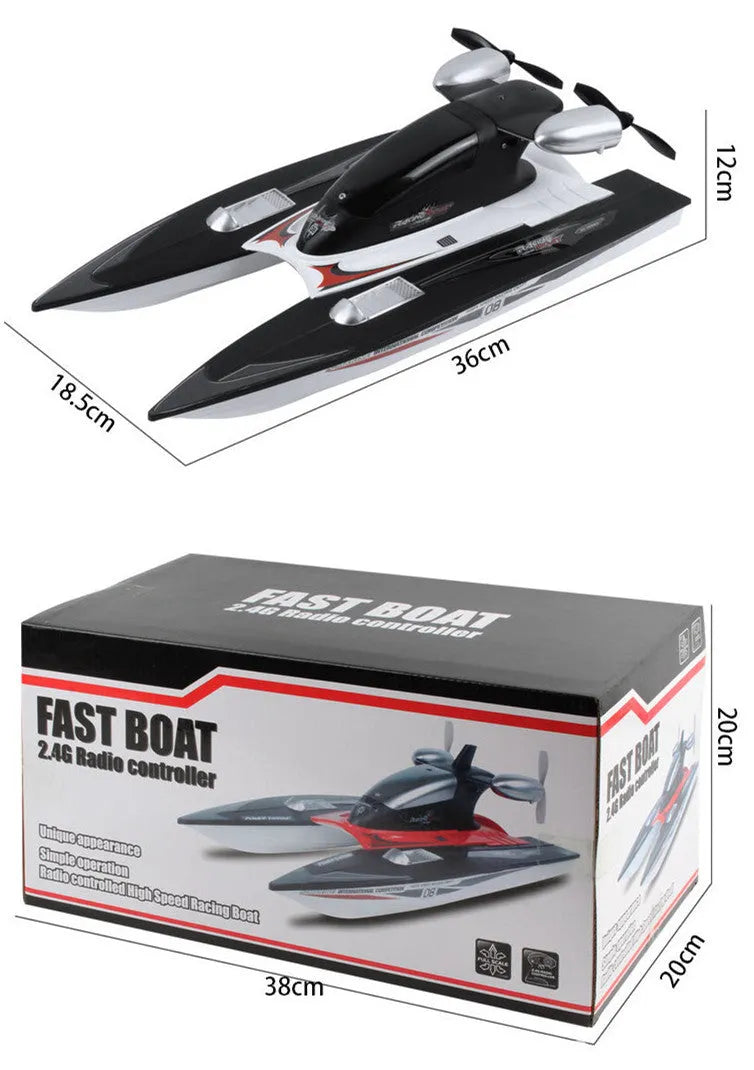 Black plastic remote control high speed 2.4G electric toy boat with handle remote on water