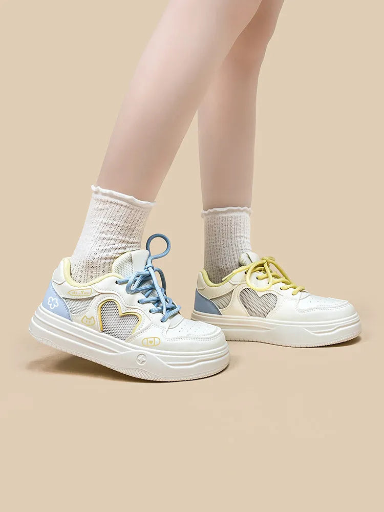 Meow Rabbit Sea Salt Cheese colour mesh sneakers with cross straps for children and youth