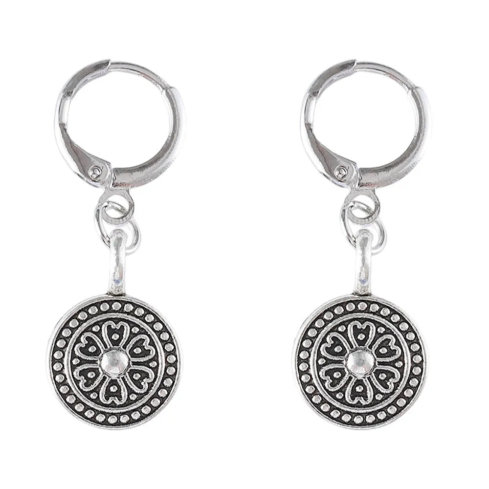 Bohemian retro distressed ethnic earrings with geometric round shape in zinc alloy