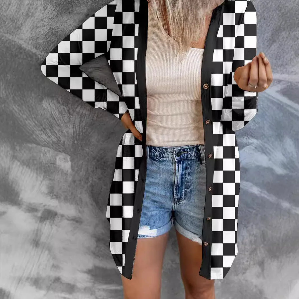 Women's long plaid knitted cardigan coat in street fashion style with loose fit