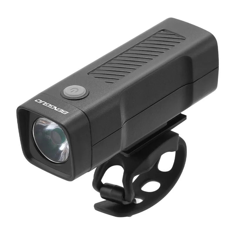 USB rechargeable bicycle headlight with 100 lumens brightness on handlebar