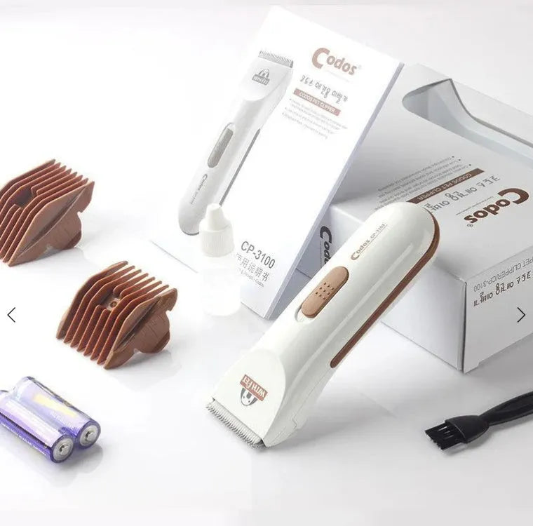 White pet hair clipper with ceramic blade for dog and cat grooming using AA batteries