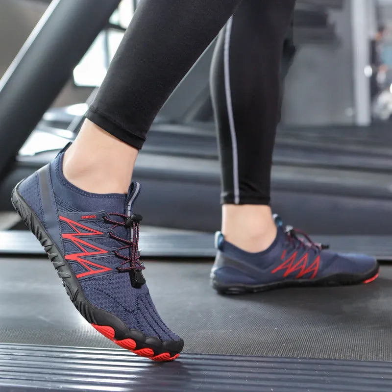 Indoor fitness training shoes with rubber sole and mesh lining in L2025 colour options