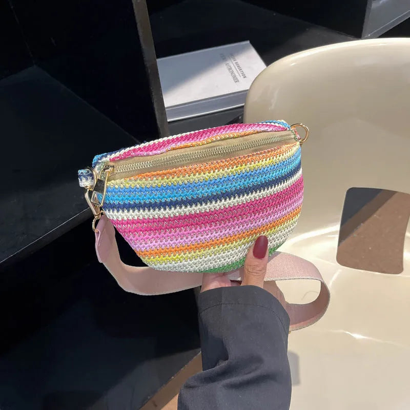 Straw woven beach bag with single shoulder strap and internal zipper compartment