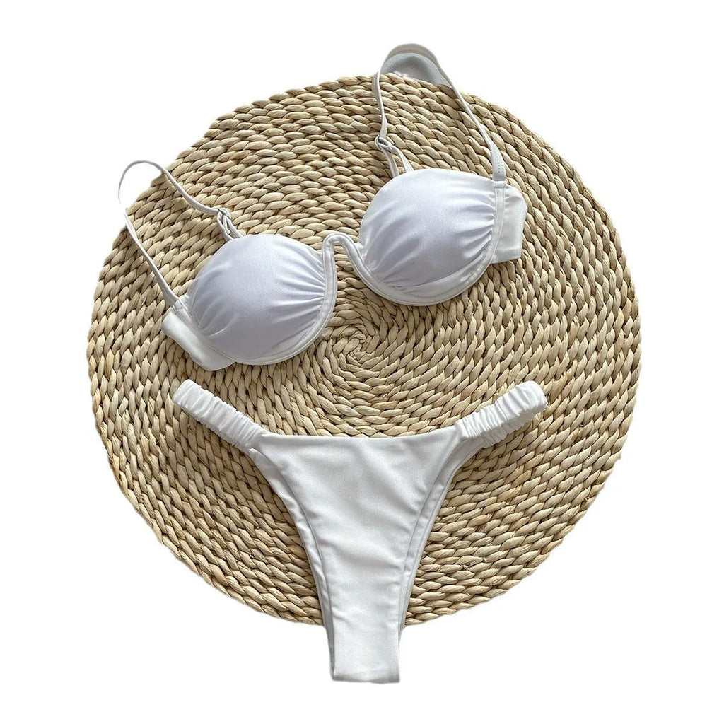 Women's black underwire bikini swimsuit with split style for swimming