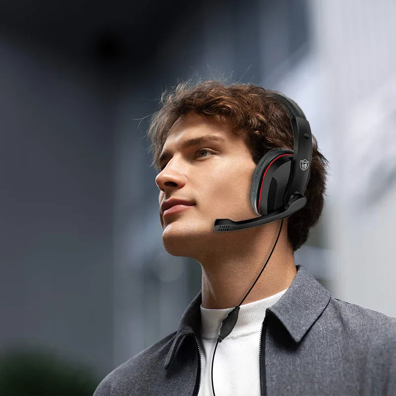 Black wired gaming computer headset with 40mm speakers and a 1.2m cable