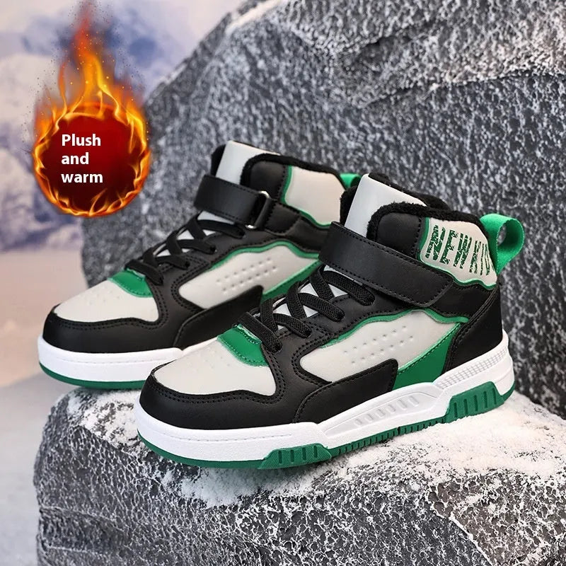Casual leather high-top board shoes in Black and Green with Velcro fastening and non-slip sole