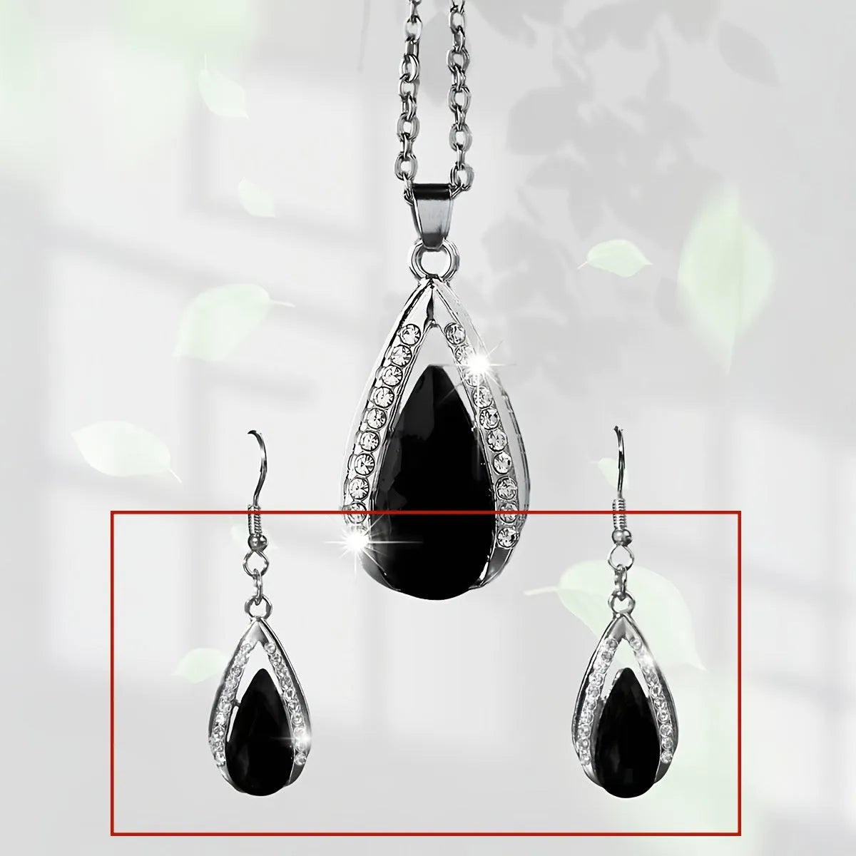 Teardrop glass pendant necklace and matching earrings set in black or red colour