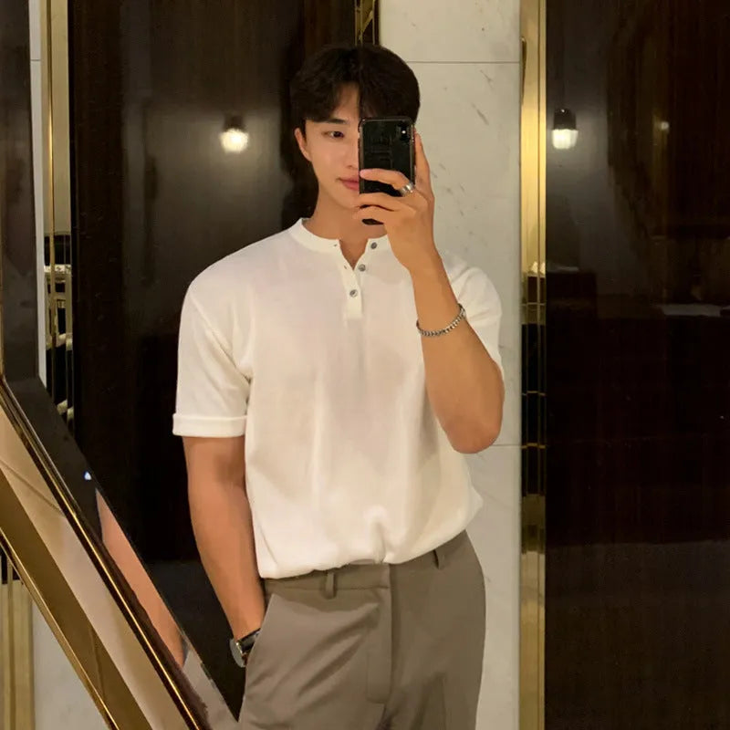 Men's black ice silk knitted pullover shirt with short sleeves and slim-fit design
