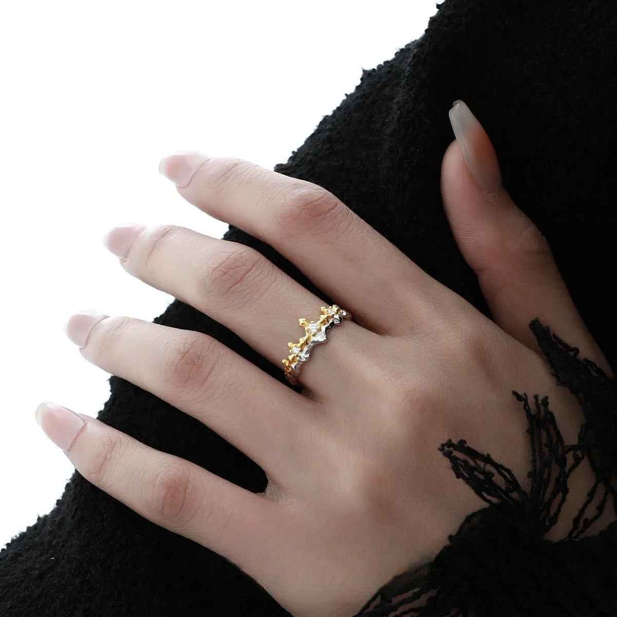 Princess Knight adjustable silver couple ring with white gold or black gold electroplated finish