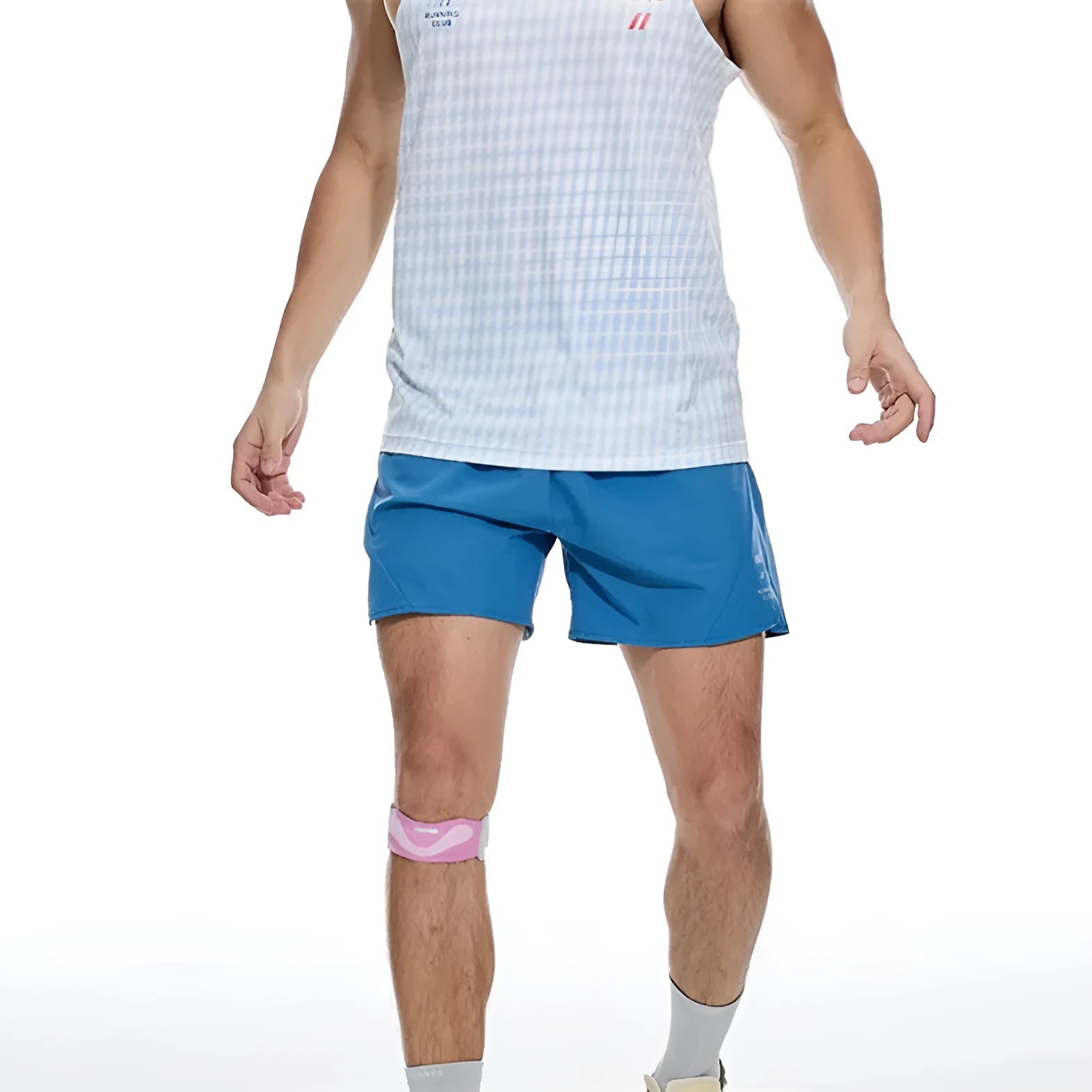 Four-point running shorts with laser stitching and stretch fabric in black or blue athletic colours
