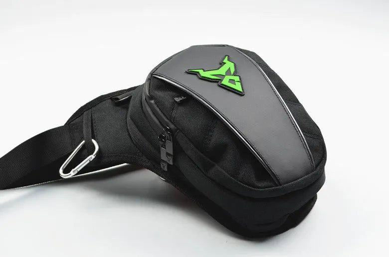 0105MC motorcycle thigh bag in choice of colours, showing adjustable straps and 1200D Oxford fabric.