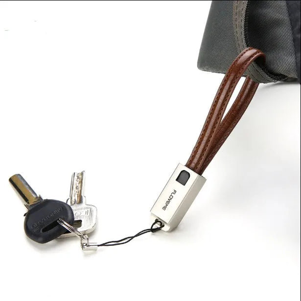 Short 20cm leather Lightning charging cable with zinc alloy connectors in red colour