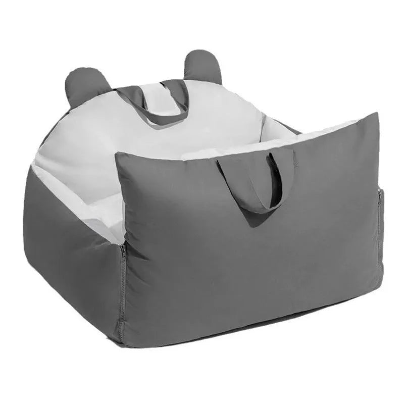 Removable washable car kennel for dogs in vehicle, showing two size options and four colour variations