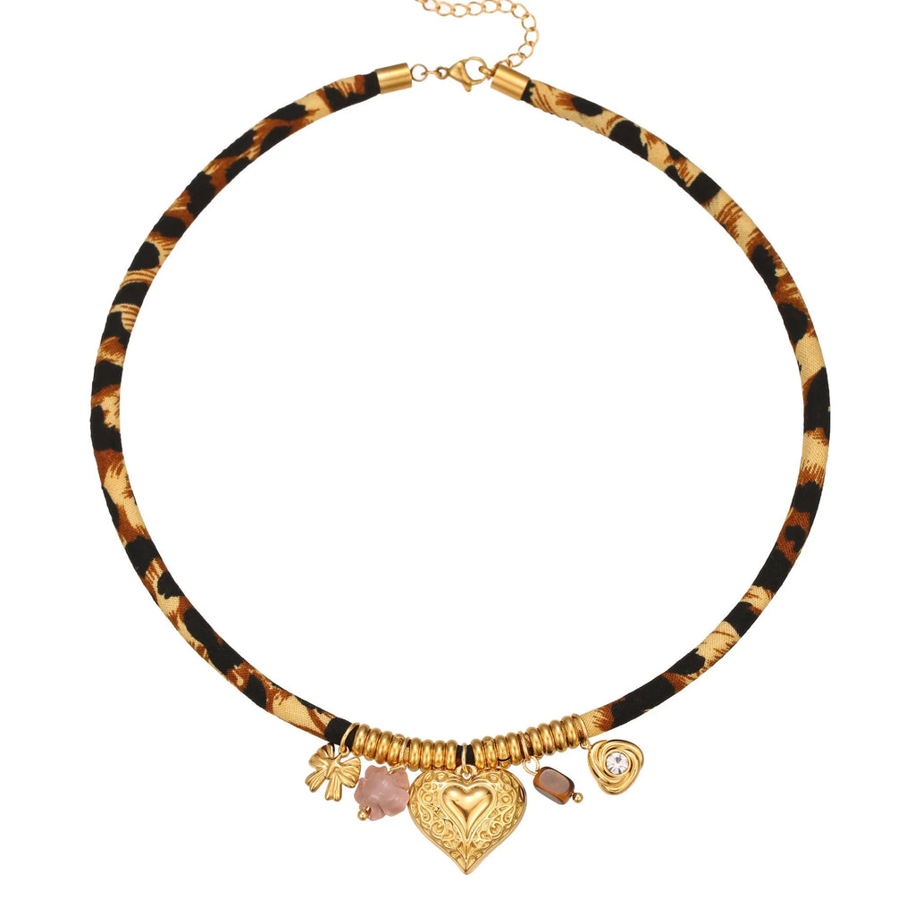 Leopard series stainless steel necklace with geometric pendant on adjustable 41-50cm chain