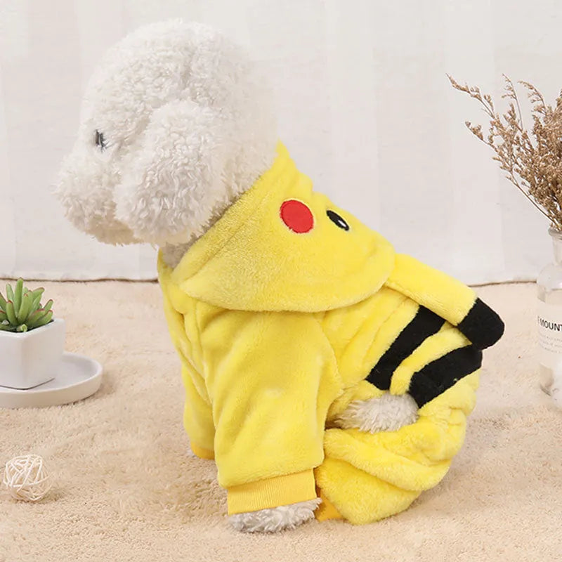 Fleece pet coat with hoodie for cats and dogs in six sizes from XS to XXL