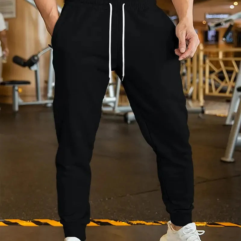 Men's linen leisure trousers with elastic waist and drawstring in loose fit casual style
