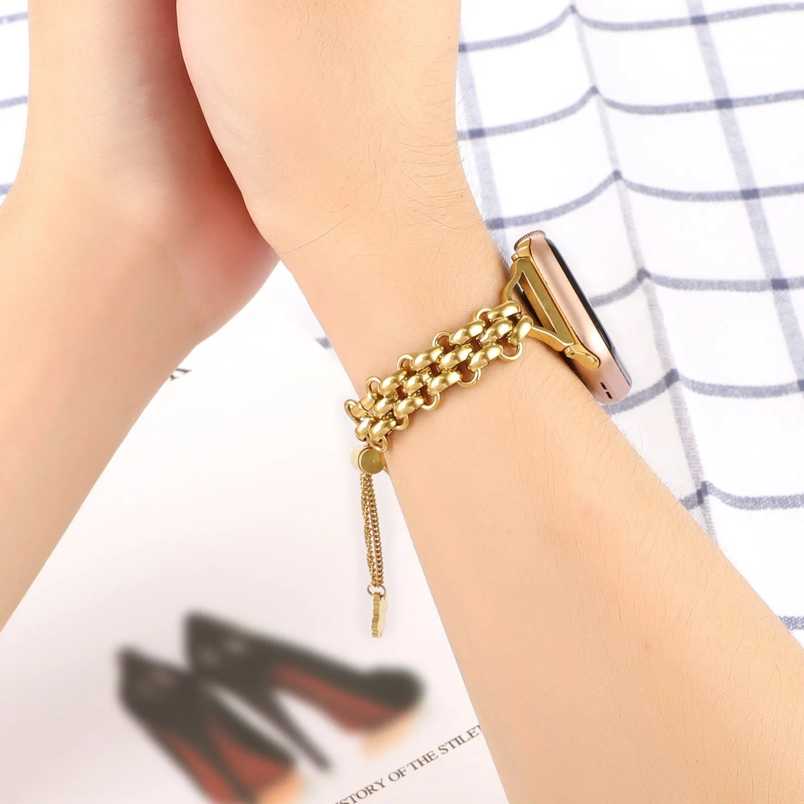 Stainless steel double row chain watch band for Apple Watch in black, silver, gold, rose gold, sport style