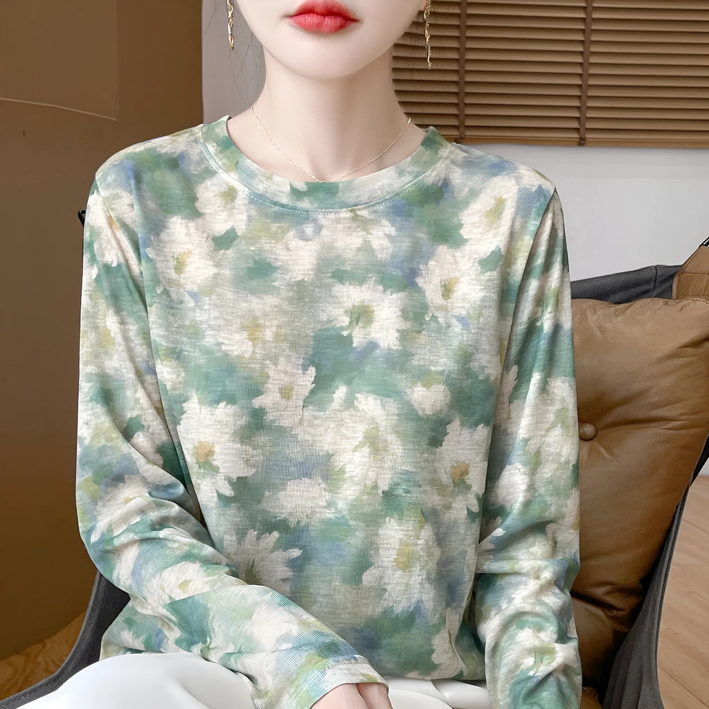 Women's round neck printed floral pullover in tencel cotton blend fabric with regular sleeves