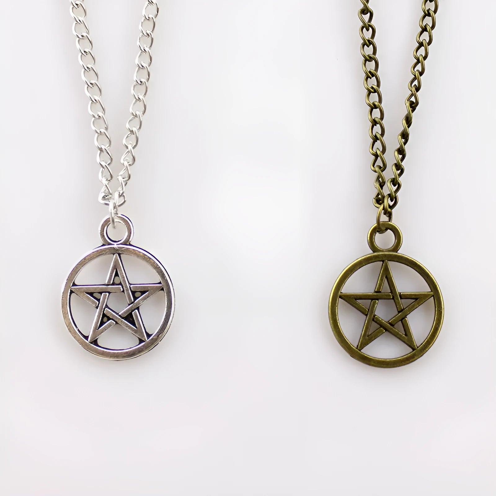 Vintage pentagram pendant necklace in bronze alloy with adjustable chain