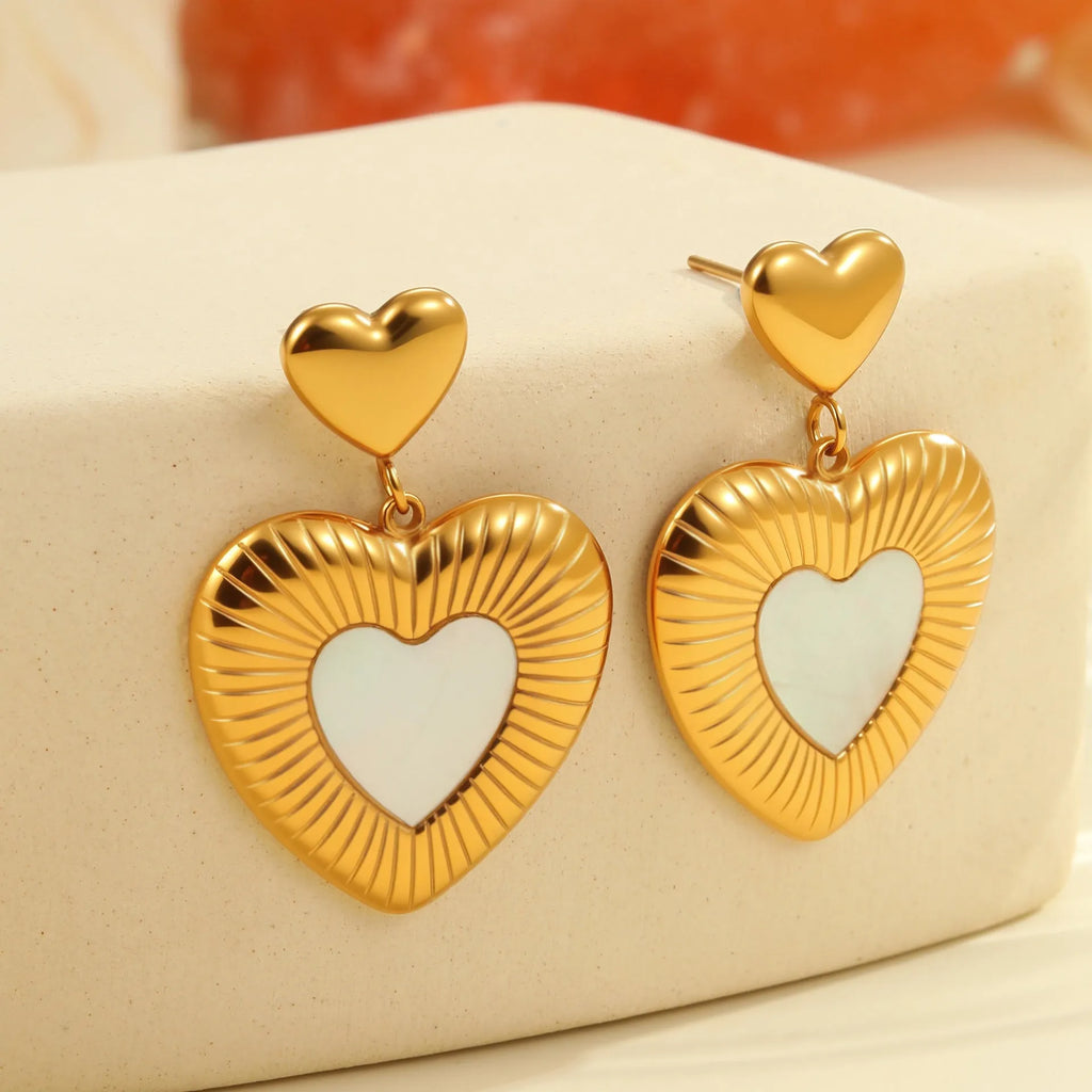 Heart-shaped stainless steel earrings with 18K gold electroplating in gold colour
