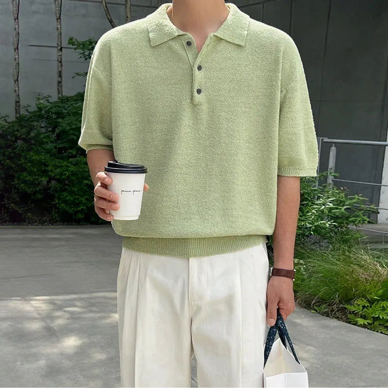 Men's retro asymmetric knitted polo shirt in caramel colour with short sleeves and loose fit