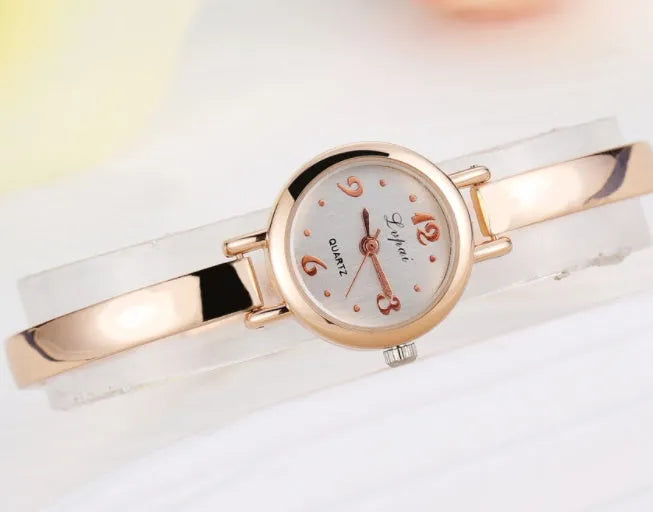 Women bracelet quartz wristwatch round dial silicone strap alloy case pin buckle silver rose gold