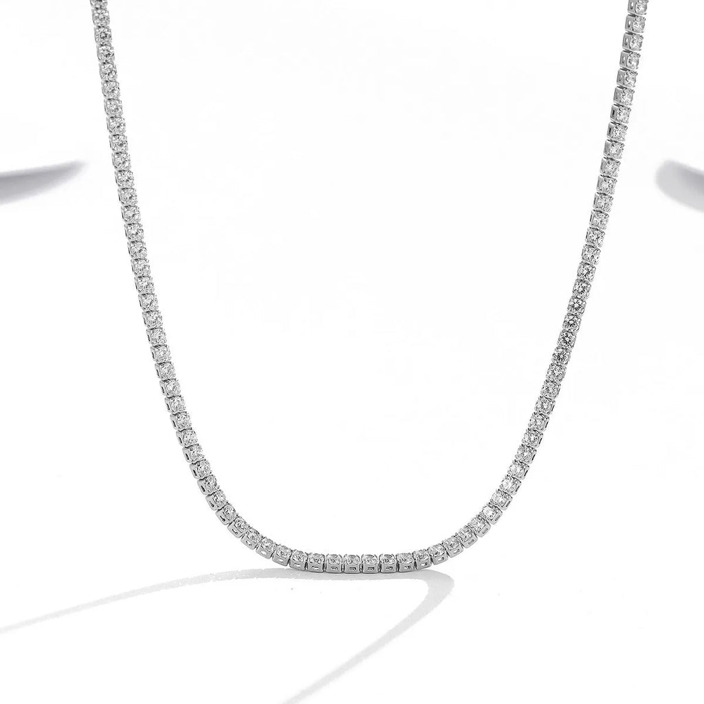 Women's sterling silver necklace with round pendant, diamond-cut finish, silver colour