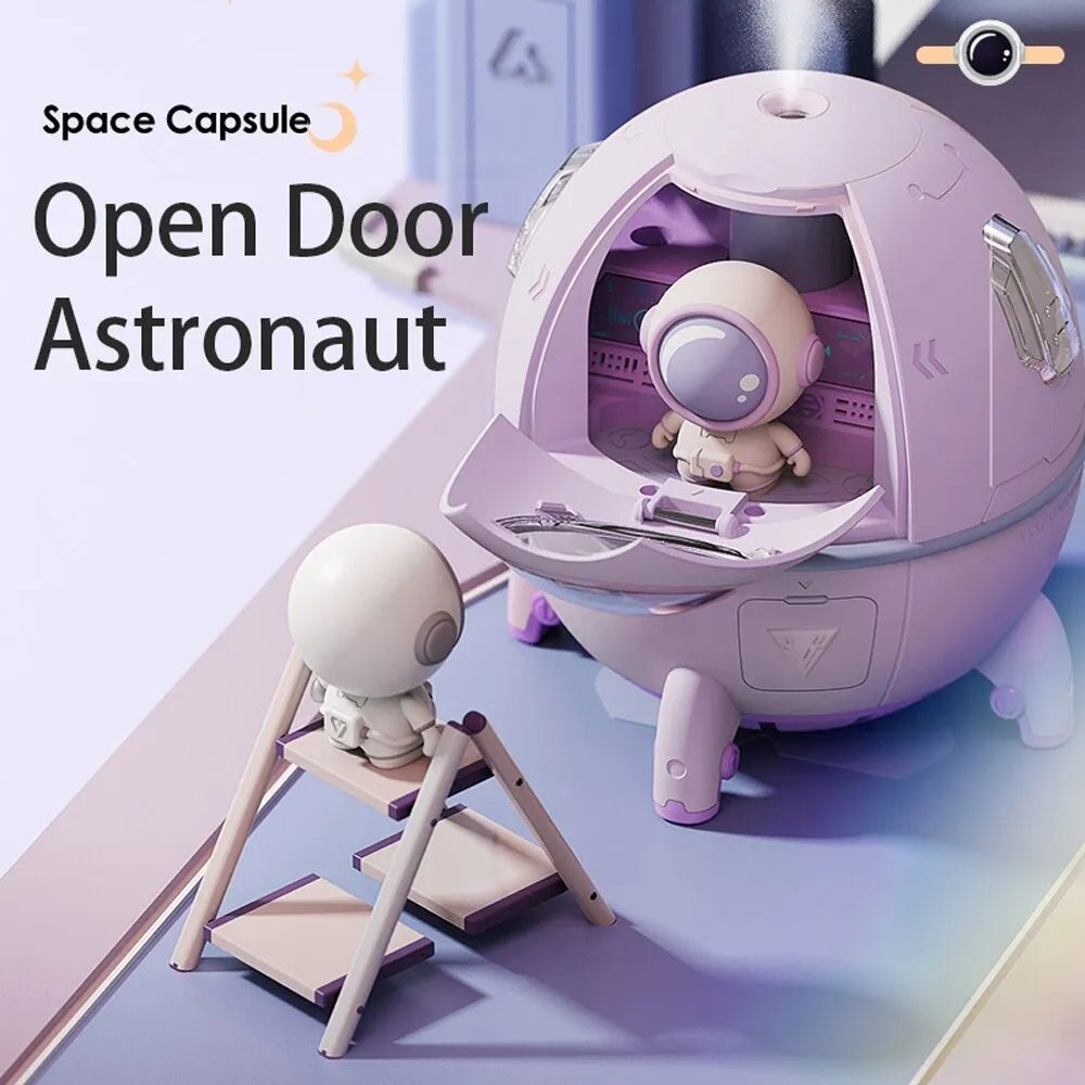 Astronaut-shaped USB desktop humidifier with colourful LED light and 220ml water tank capacity