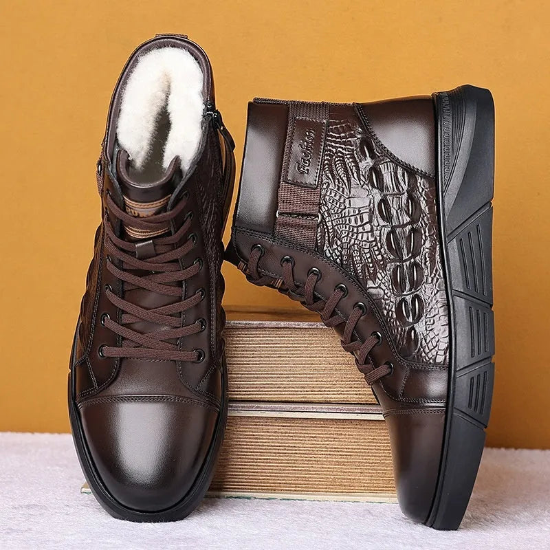Men's black leather snow boots with fur lining, rubber sole, and lace-up front.