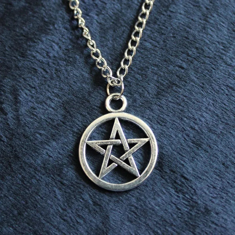 Vintage pentagram pendant necklace in bronze alloy with adjustable chain