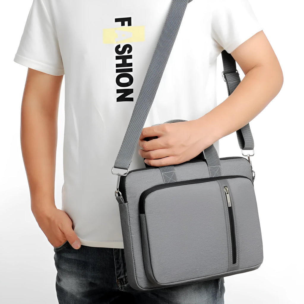 Large capacity shockproof notebook bag in black, suitable for 15.6 inch laptop