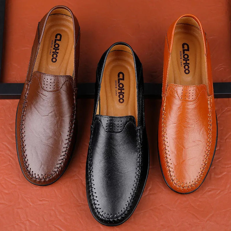 Men's round-toe casual leather shoes in cowhide, shown in black with a flat rubber sole.