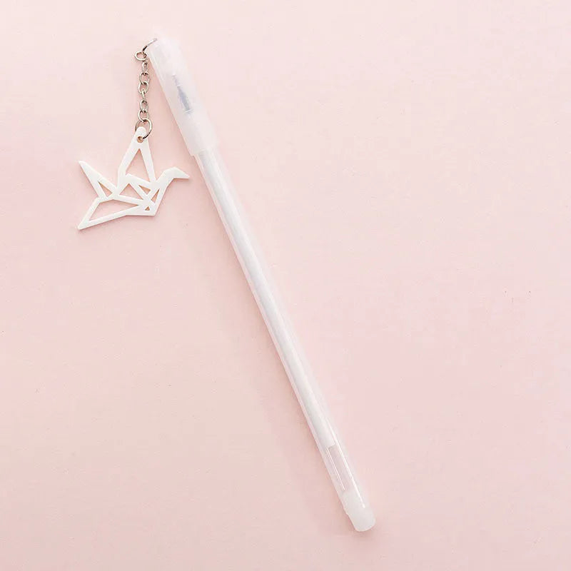 Paper crane rabbit pendant gel pen with 0.38mm tip and plastic shell