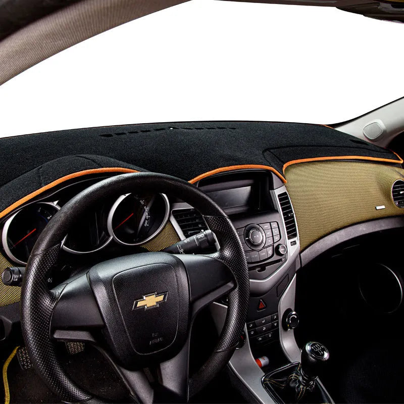 Silicone non-slip dashboard light proof pad for old Toyota Prado in black with coloured edge trim.