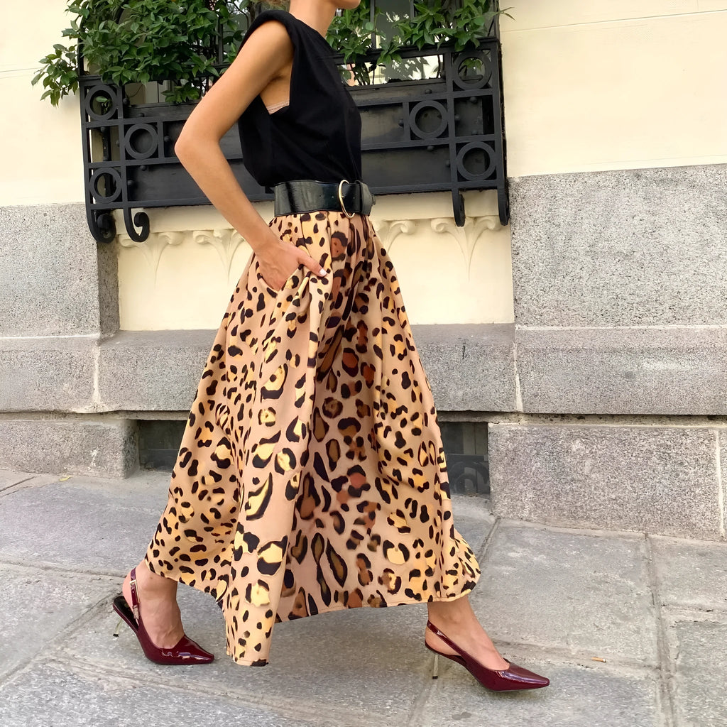 Brown leopard print women's A-line long skirt with big hem design on inelastic polyester fabric