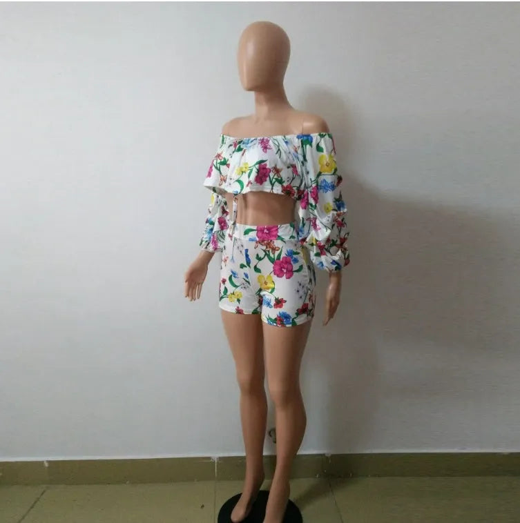 Multicolour digital print women's loungewear set with pile sleeves and matching shorts.