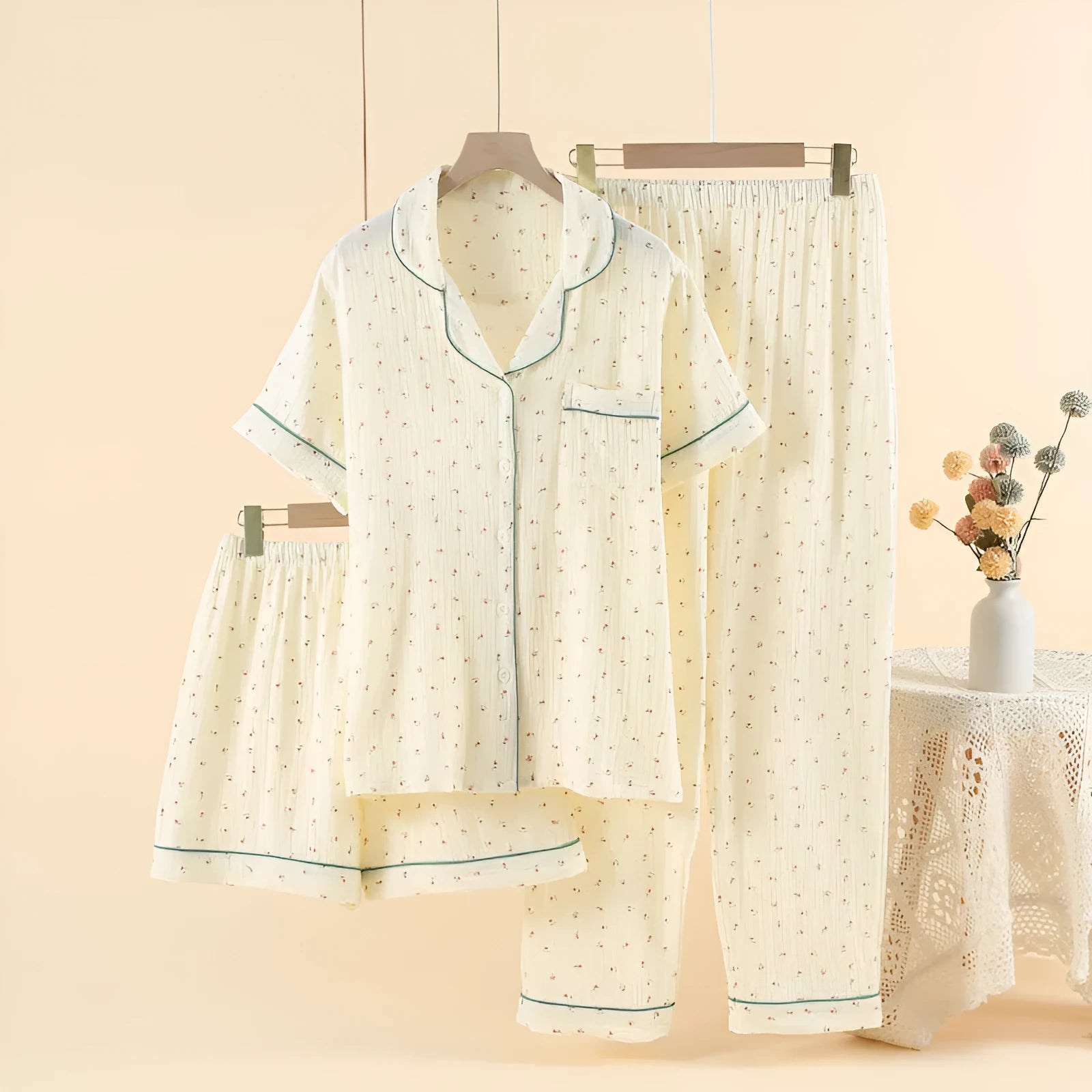 Women's cotton three-piece pyjama set with lapel collar in pastoral curcuma aromatica colour