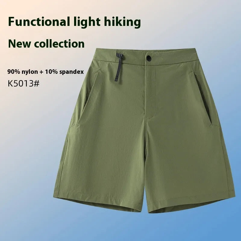 Men's solid colour quick-drying sports shorts with a 3D elastic cut for running and climbing.