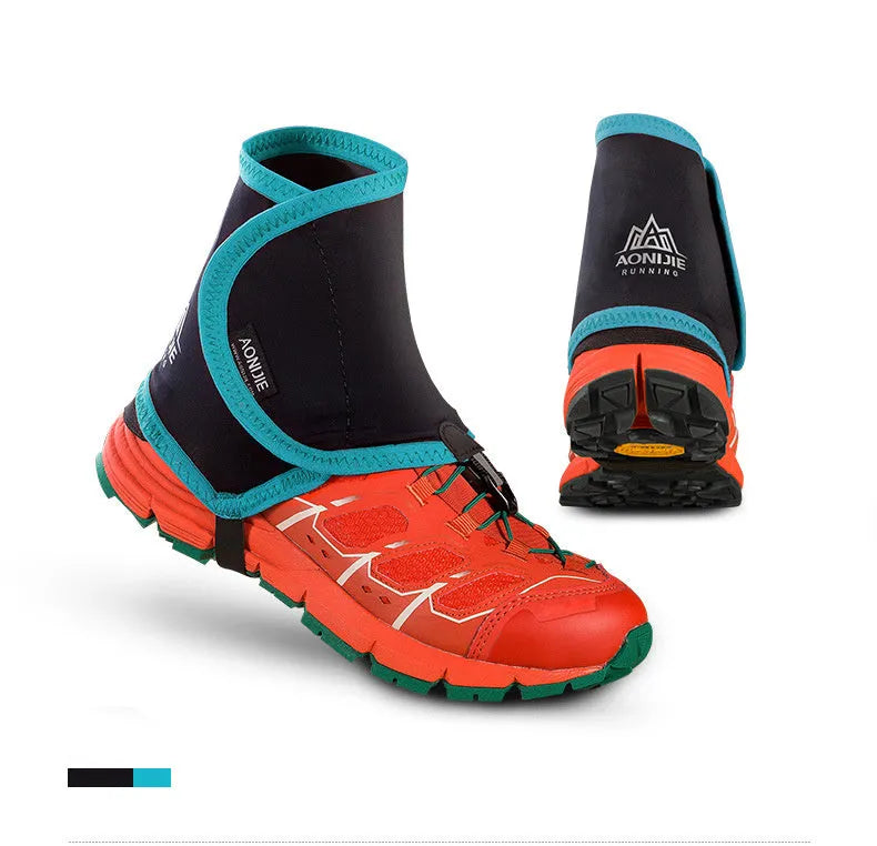 Nylon sandproof shoe cover in black blue colour for outdoor use