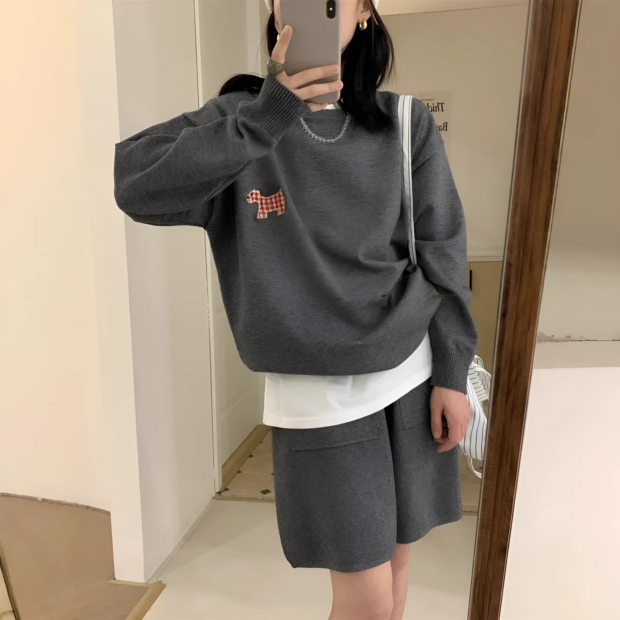 Women's casual knitted sweater and shorts suit set with animal embroidery in imitation cashmere fabric