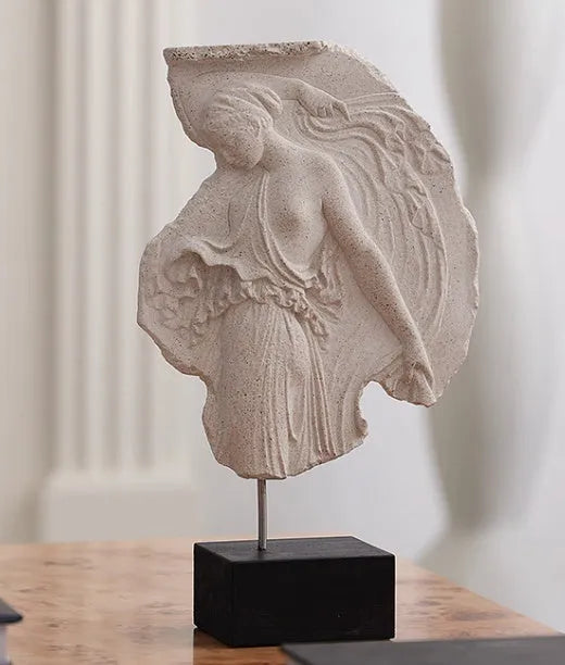 Italian-style wine goddess ornament sculpture in synthetic resin, 35cm height modern decor