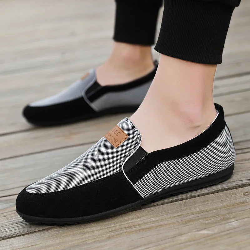 Men's grey and khaki canvas board shoes with round toe design and rubber soles