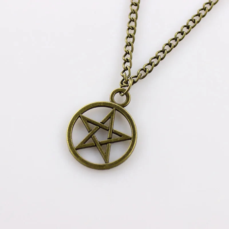 Vintage pentagram pendant necklace in bronze alloy with adjustable chain